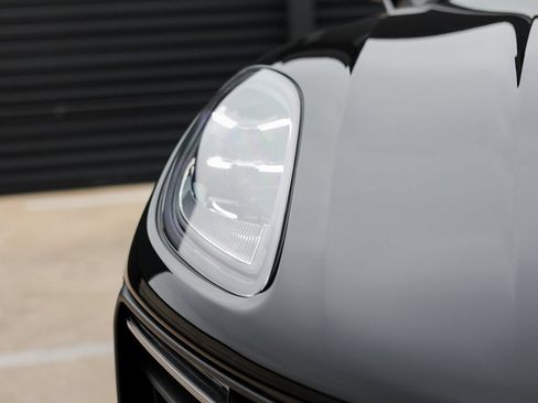 Certified 2026 Porsche Macan Turbo AWD/4WD image 13