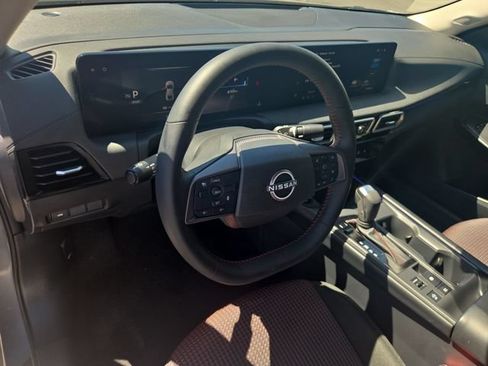 Certified 2026 Nissan Sentra SR w/ Floor Mat Package FWD image 11