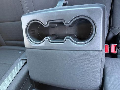 Used 2024 GMC Sierra 1500 Elevation image 26