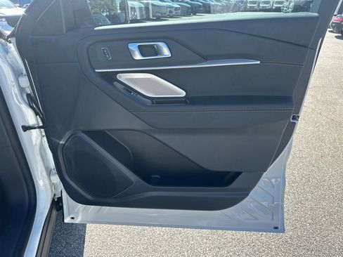 New 2026 Ford Explorer Tremor AWD/4WD image 44