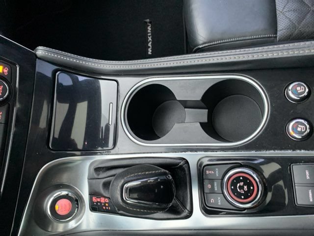 Used 2016 Nissan Maxima Platinum w/ Interior Lighting Package FWD image 33