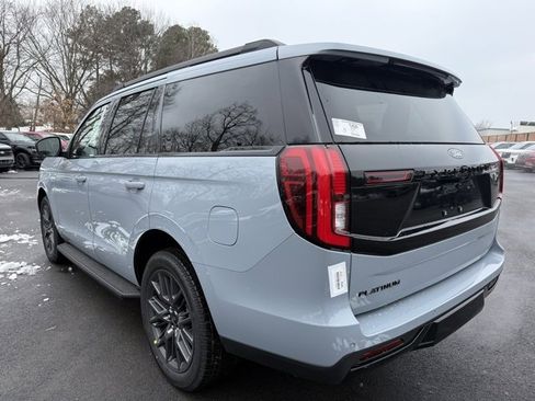 New 2026 Ford Expedition Platinum image 3