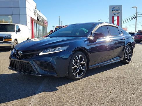 Used 2021 Toyota Camry XSE w/ Navigation Package image 5