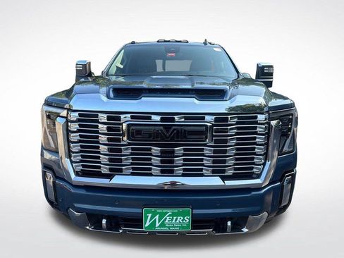 Certified 2025 GMC Sierra 2500 Denali w/ Technology Package AWD/4WD image 12
