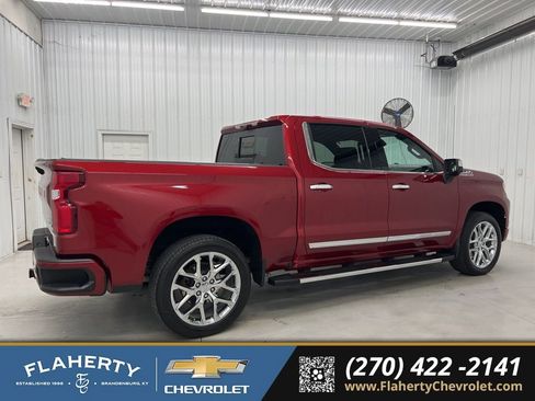 Used 2024 Chevrolet Silverado 1500 High Country w/ Technology Package image 2