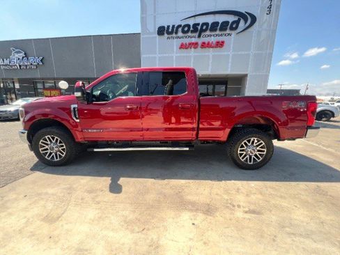 Used 2019 Ford F250 Lariat w/ Lariat Ultimate Package image 7