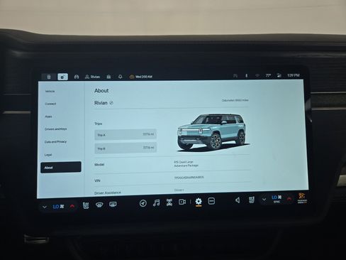 Used 2024 Rivian R1S Adventure AWD/4WD image 29