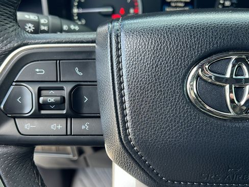 Used 2025 Toyota Tundra SR5 w/ TRD Off-Road Package AWD/4WD image 25