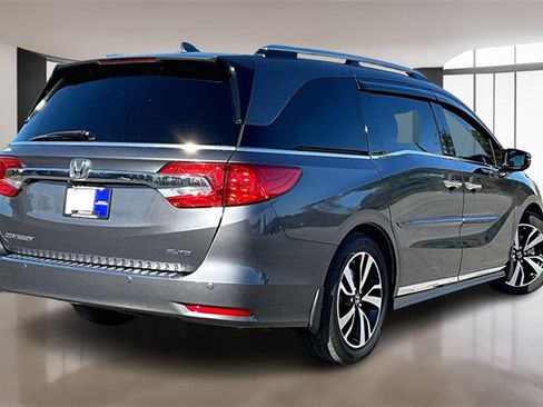 Used 2018 Honda Odyssey Elite image 6