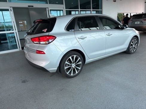 Used 2018 Hyundai Elantra GT w/ Style Package 02 image 11