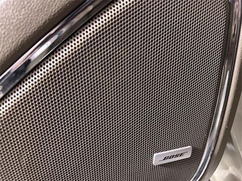 Used 2015 GMC Yukon SLT image 25