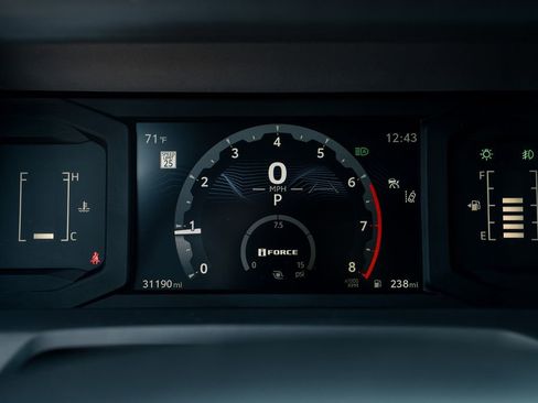 Certified 2024 Toyota Tacoma SR5 w/ SR5 Upgrade Package image 15