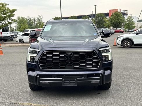 Used 2023 Toyota Sequoia Platinum AWD/4WD image 6