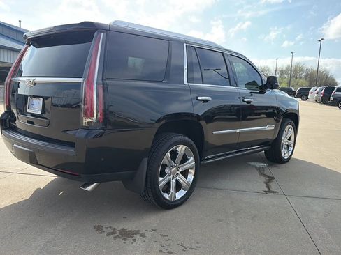 Used 2018 Cadillac Escalade Platinum image 20