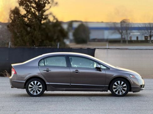Used 2010 Honda Civic EX image 7