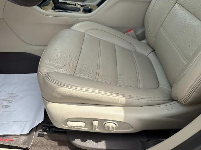 Used 2019 GMC Acadia Denali w/ Technology Package AWD/4WD image 14