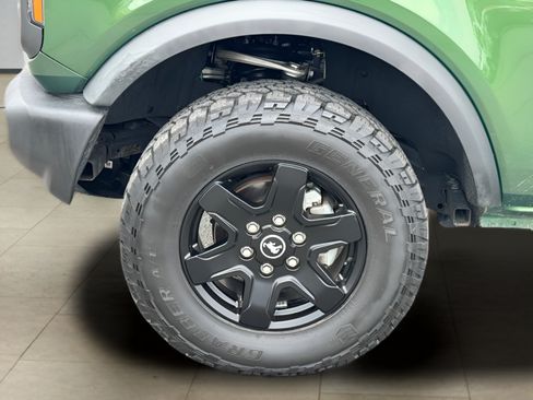 Used 2023 Ford Bronco Black Diamond AWD/4WD image 31