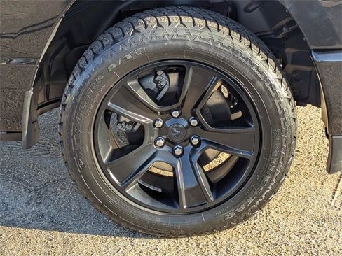 Used 2020 RAM 1500 Big Horn image 11