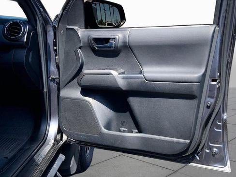 Used 2023 Toyota Tacoma TRD Sport RWD image 22