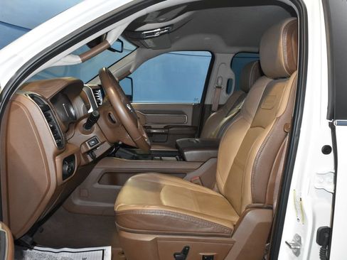Used 2024 RAM 2500 Limited AWD/4WD image 7