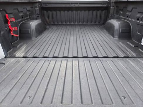 Used 2023 Chevrolet Silverado 1500 LT image 12