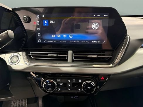 New 2026 Chevrolet Trax LT w/ Driver Confidence Package FWD image 17