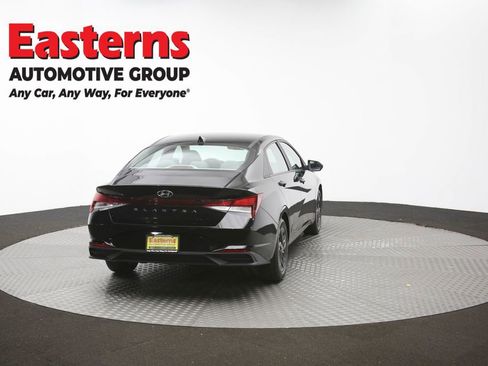 Used 2023 Hyundai Elantra SEL FWD image 39