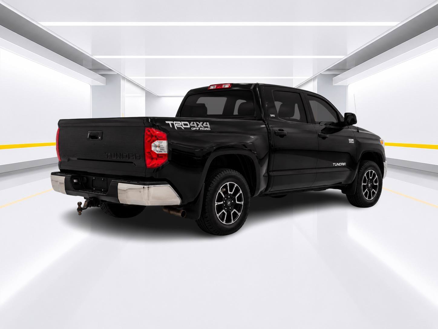 Used 2016 Toyota Tundra SR5 w/ TRD Off Road Package AWD/4WD image 5