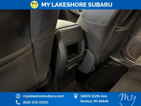 Used 2015 Ford Escape SE AWD/4WD image 24