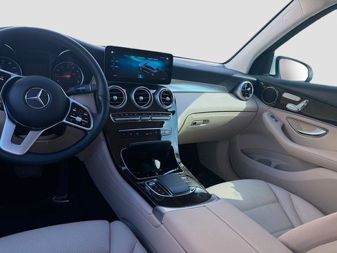 Used 2022 Mercedes-Benz GLC 300 w/ Premium Package Lite image 19