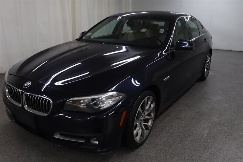 Used 2016 BMW 535i xDrive Sedan AWD/4WD image 3