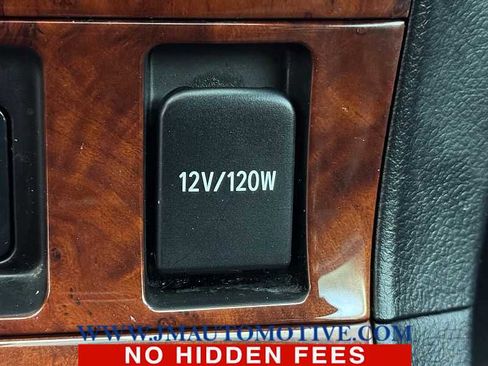 Used 2013 Toyota Highlander Limited image 37