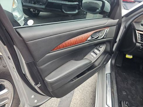 Used 2016 Cadillac CTS Luxury RWD image 17