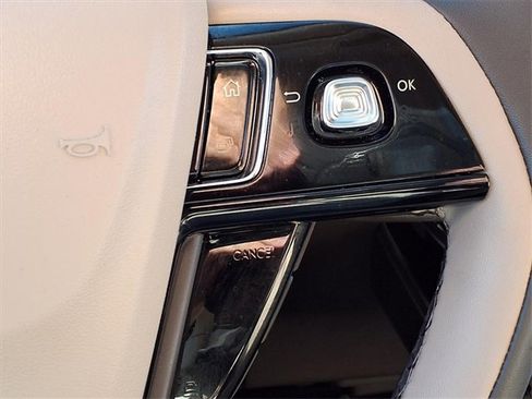 Certified 2024 Lincoln Corsair AWD w/ Equipment Group 101A image 15