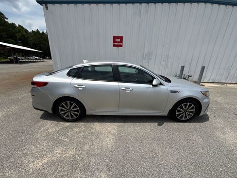 Used 2019 Kia Optima LX w/ LX 17" Wheel Package FWD image 9
