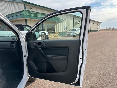Used 2019 Ford Ranger XL image 28