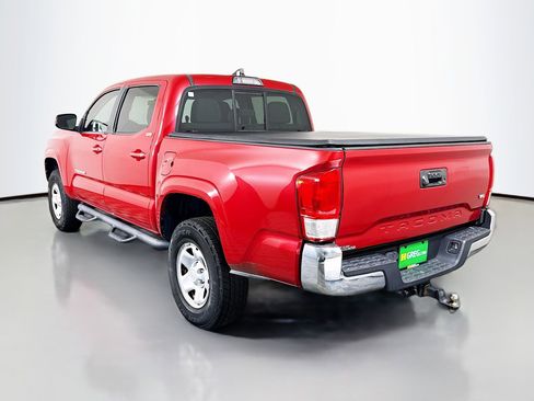Used 2016 Toyota Tacoma SR5 w/ Towing Package image 7