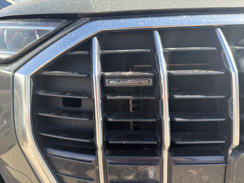 Used 2020 Audi Q3 2.0T Premium Plus w/ Premium Plus Package image 4