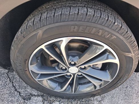 Used 2021 Buick Encore GX Select FWD image 29