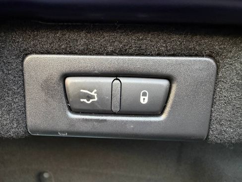Used 2018 Maserati Quattroporte S GranSport RWD image 21