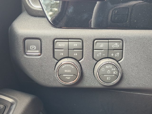 New 2026 Chevrolet Silverado 3500 LT w/ All Star Edition AWD/4WD image 23