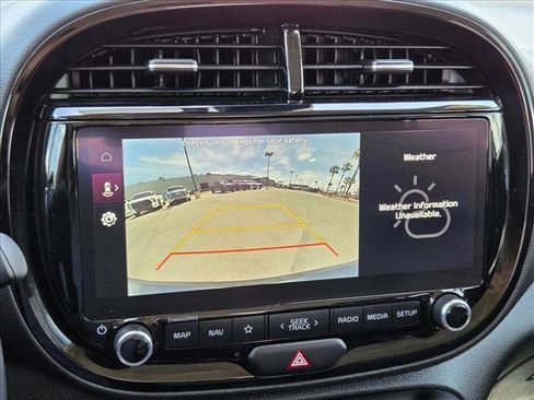 Used 2023 Kia Soul EX FWD image 12