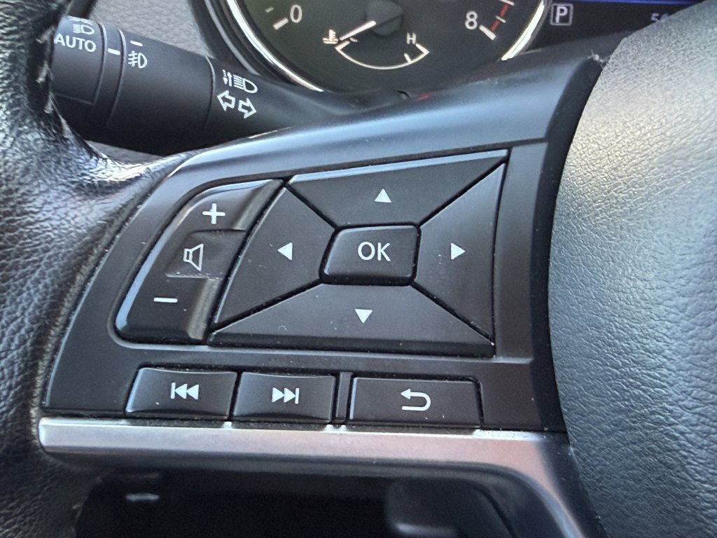 Used 2022 Nissan Rogue Sport SL w/ Premium Package AWD/4WD image 29