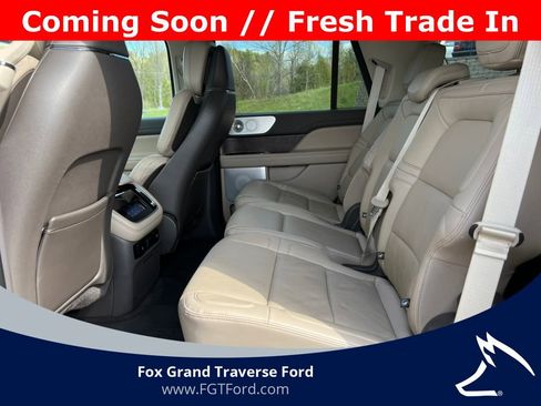 Used 2023 Lincoln Navigator Reserve w/ Equipment Group 201A AWD/4WD image 5