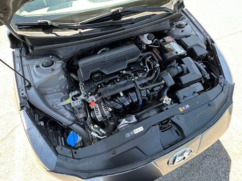 Used 2021 Hyundai Elantra SEL FWD image 31