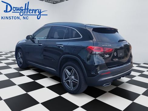 Used 2023 Mercedes-Benz GLA 250 4MATIC image 3
