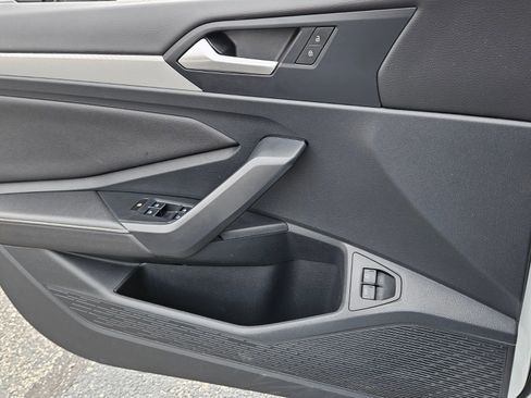 Used 2024 Volkswagen Jetta S image 28