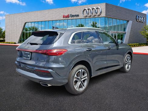 Certified 2025 Audi Q5 Premium w/ Convenience Package AWD/4WD image 6