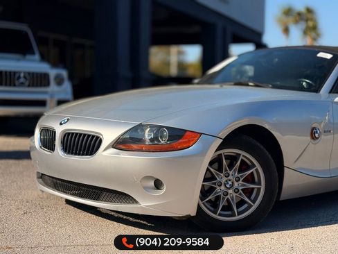 Used 2003 BMW Z4 2.5i image 2