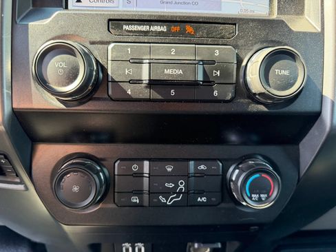 Used 2019 Ford F250 XLT AWD/4WD image 19